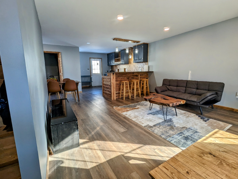 530 W Brady St - Photo 5 of 15