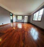 featured image of 919 E Alder St