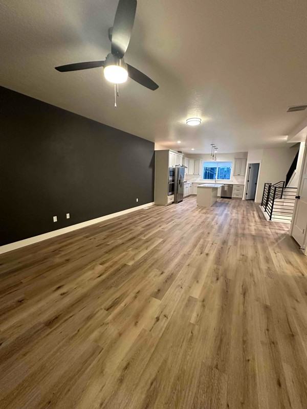 615 E St - Photo 4 of 21