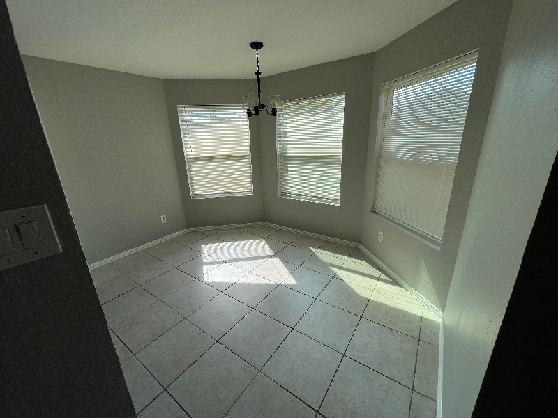 837 Orleans Dr - Photo 5 of 17
