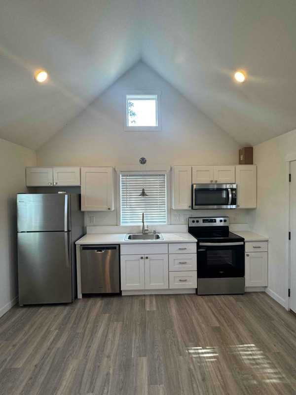 103 Ne 95th Ave - Photo 4 of 8
