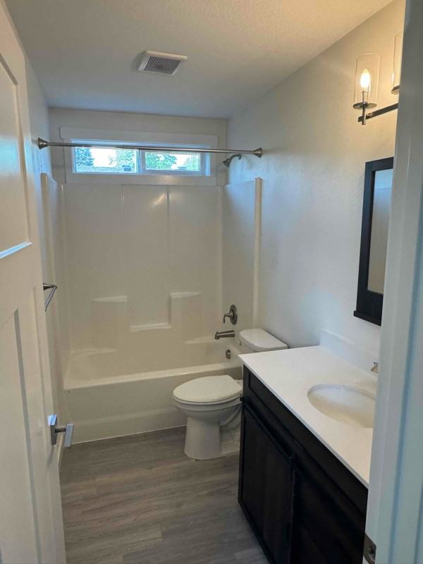103 Ne 95th Ave - Photo 6 of 8