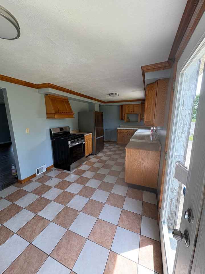 1969 Parkman Rd Nw - Photo 5 of 19