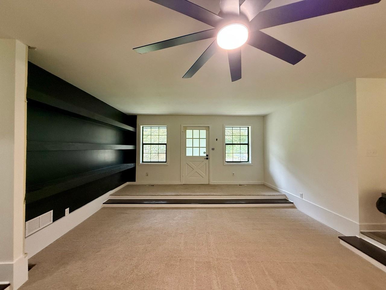 108 Allen Rd - Photo 5 of 19