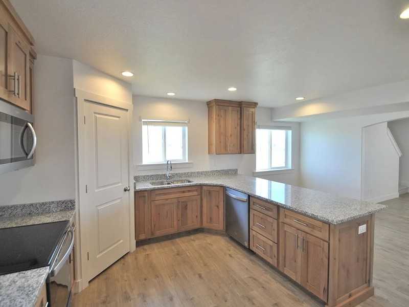 2327 Nw - Photo 3 of 12