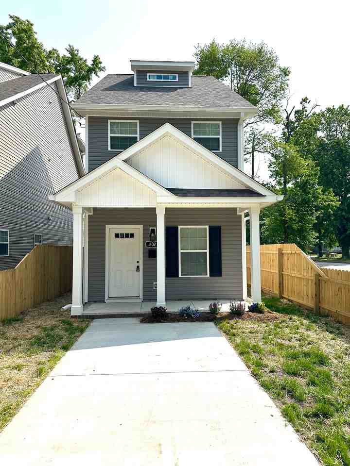 802 Westwood Ave