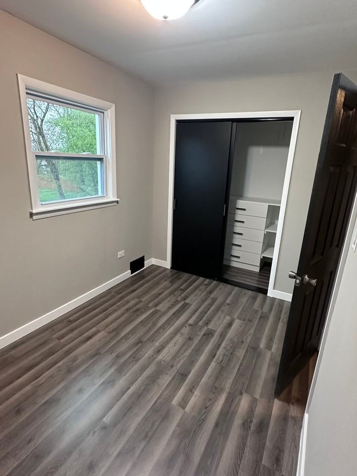 15237 4th Ave #2 - Photo 3 of 12