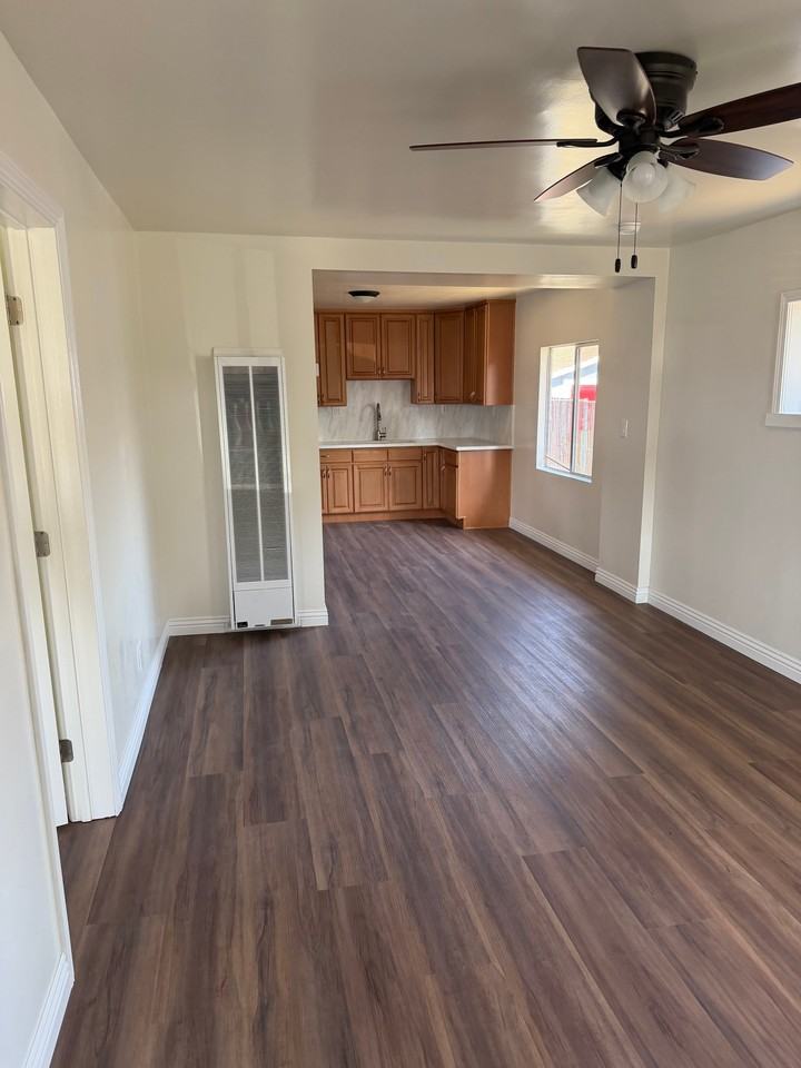 16616 Virginia Ave - Photo 6 of 23