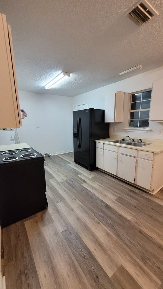2217 Boykin Blvd - Photo 4 of 11