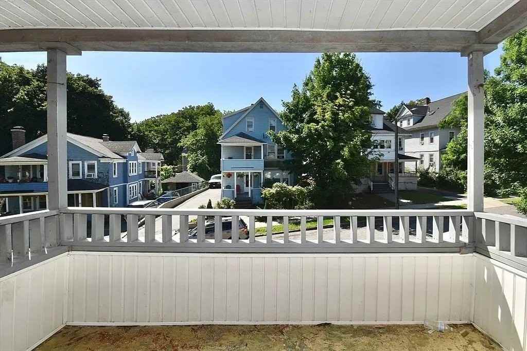 30 Sachem St #2R - Photo 5 of 5