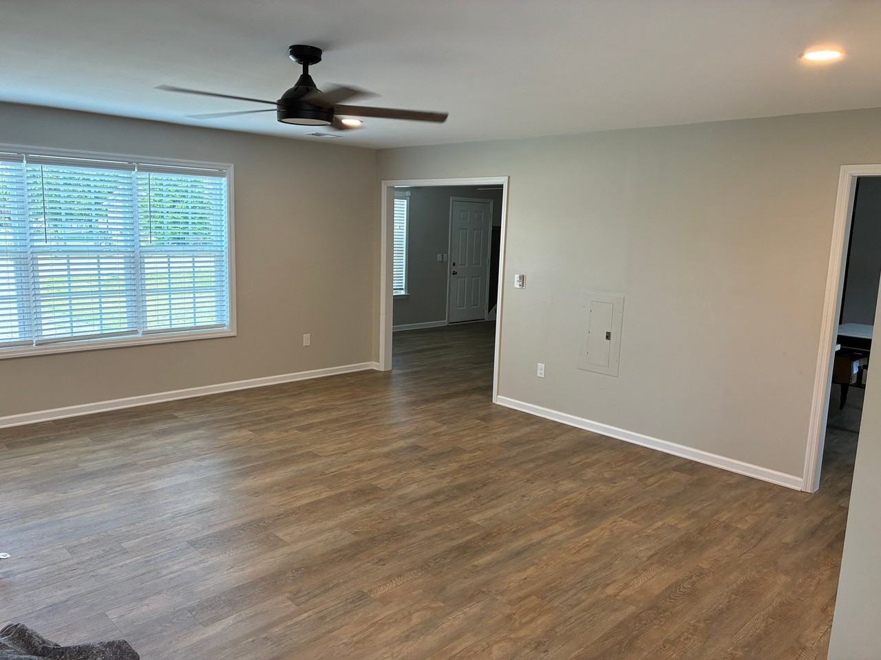 112 Faldo Dr - Photo 2 of 13
