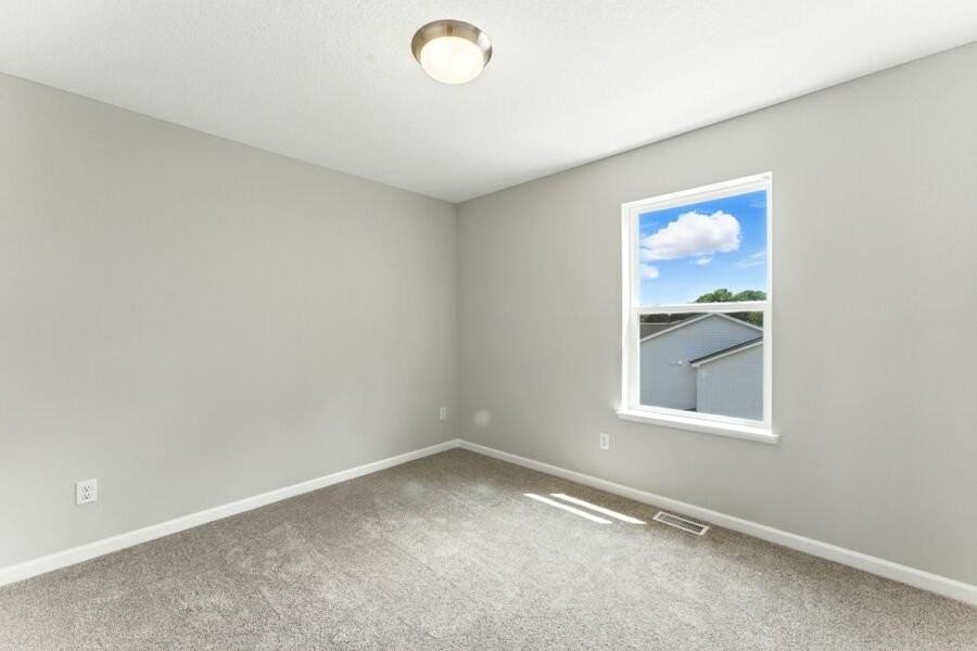 1541 Traverse Ln - Photo 4 of 12