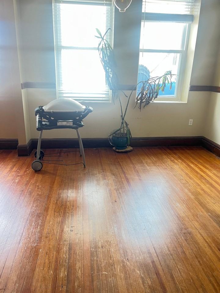 408 Delaware St - Photo 3 of 9