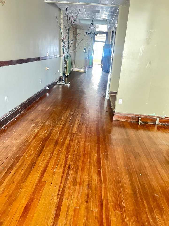 408 Delaware St - Photo 6 of 9