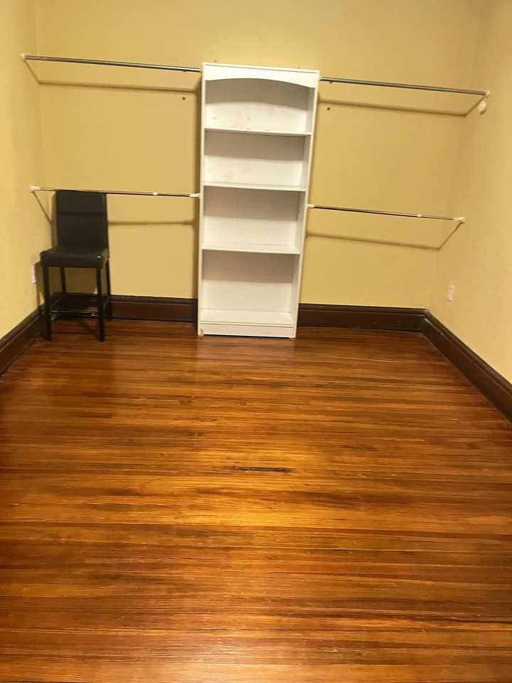 408 Delaware St - Photo 7 of 9