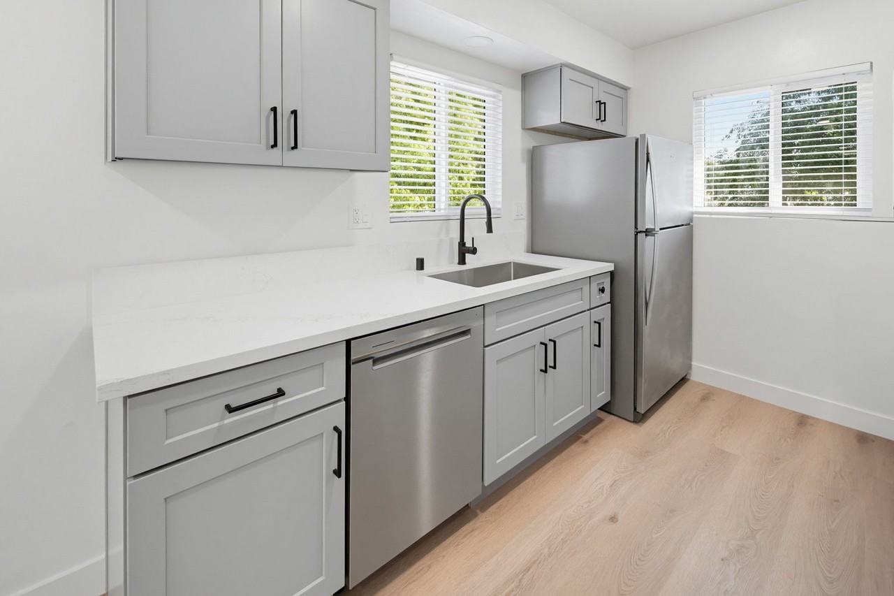 3423 Caroline Ave #3 - Photo 2 of 11