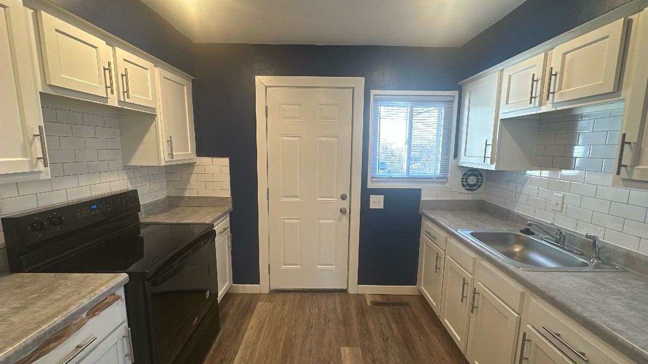 2368 Marcia Dr - Photo 3 of 20