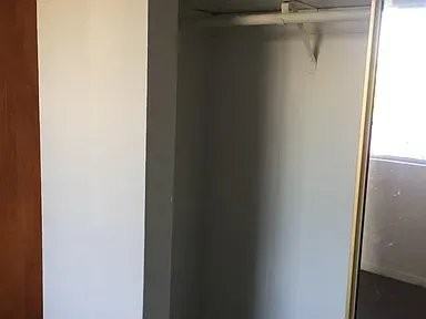 3049 44th St #B - Photo 4 of 8