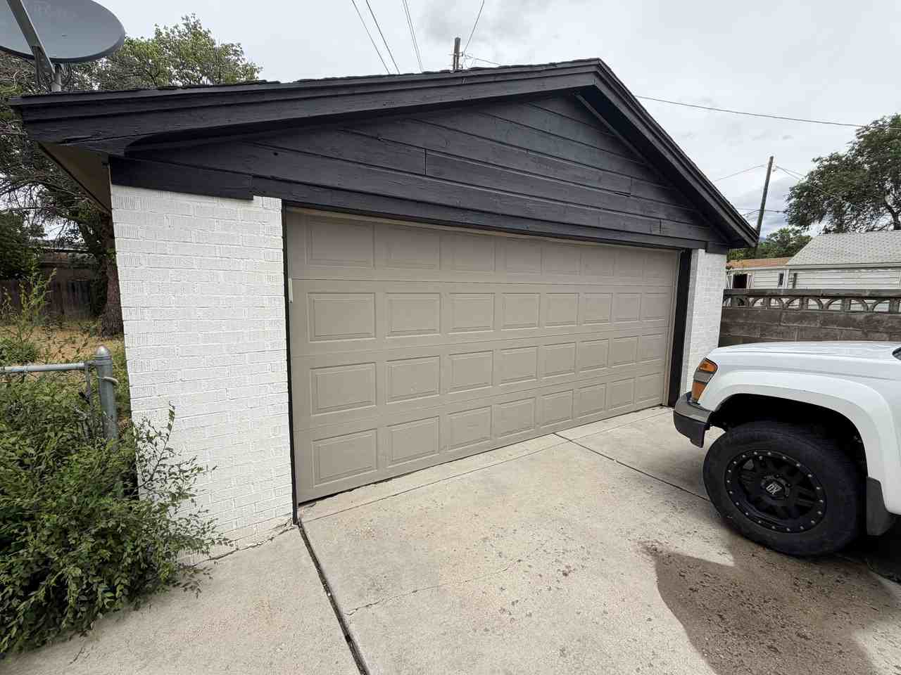 434 W Alta View Dr - Photo 4 of 10