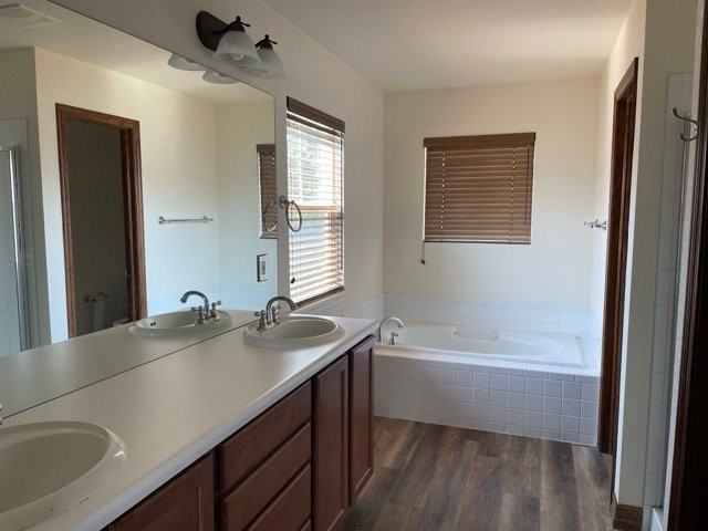 1011 Eichhorn Dr - Photo 5 of 20