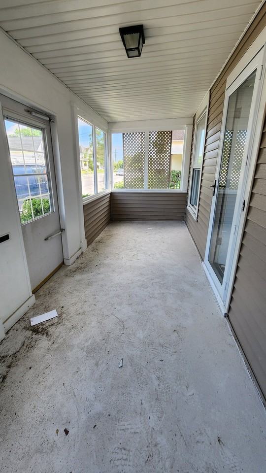 216 Ludlow Rd - Photo 7 of 12