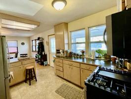 featured image of 1820 Fisher St #5