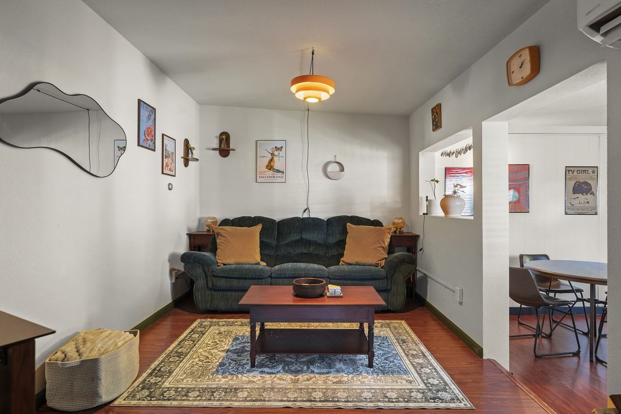 641 1/2 Saint Lawrence Ave #NA - Photo 7 of 21