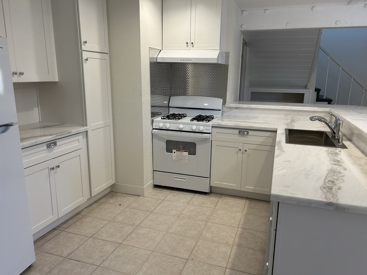 847 E Andrews Ave #B - Photo 5 of 17