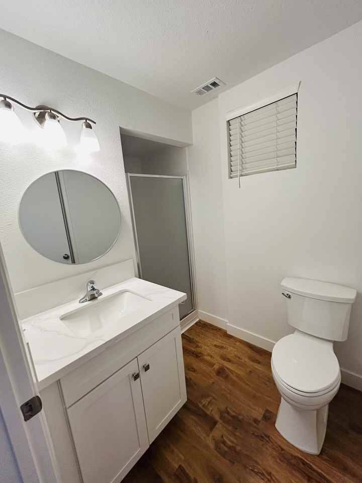847 E Andrews Ave #B - Photo 7 of 17