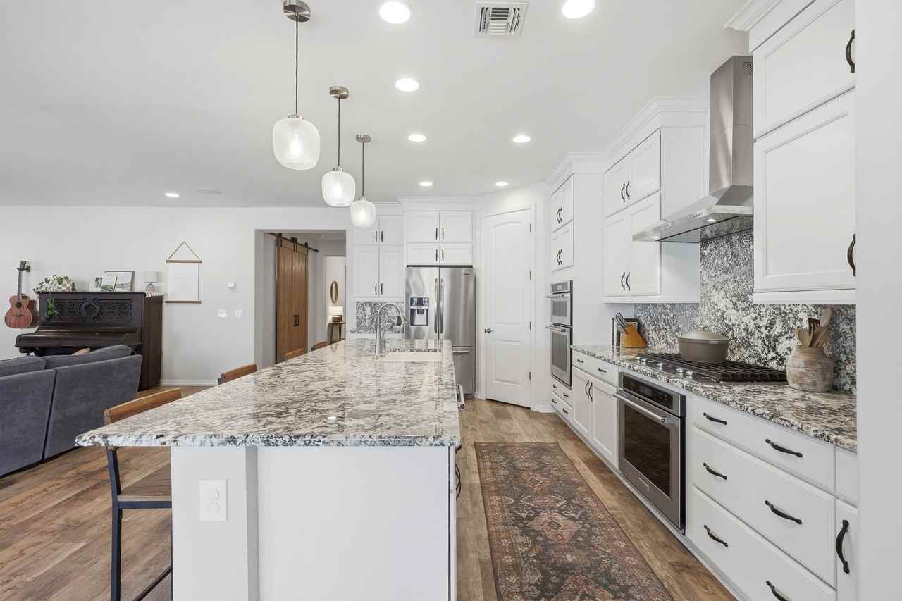 7228 W Tombstone Trl #NA - Photo 7 of 48