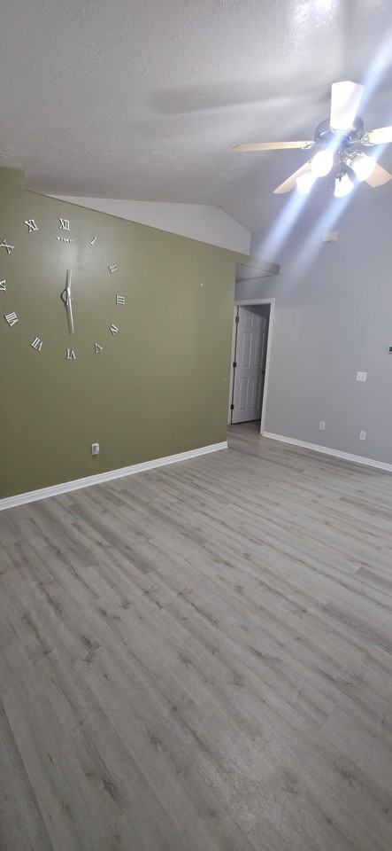 561 S 375 W #NA - Photo 3 of 21