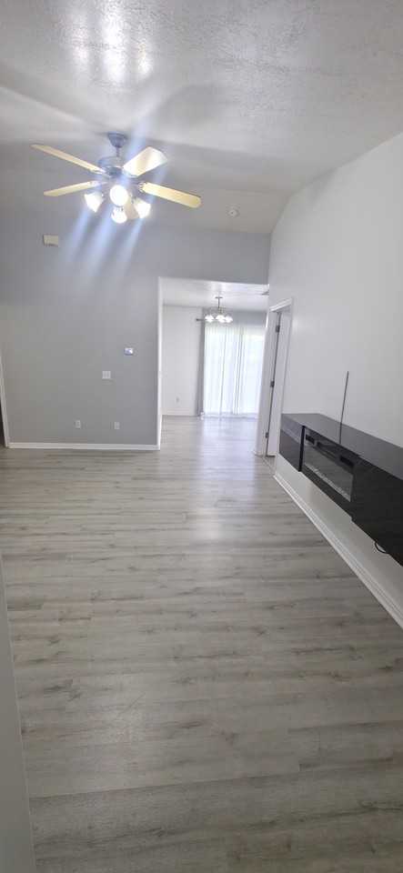561 S 375 W #NA - Photo 4 of 21