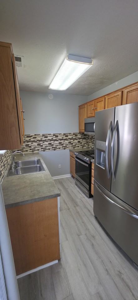 561 S 375 W #NA - Photo 6 of 21