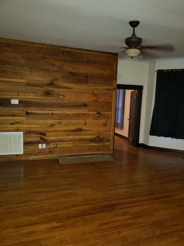 1422 Coker Ave #2 - Photo 6 of 19
