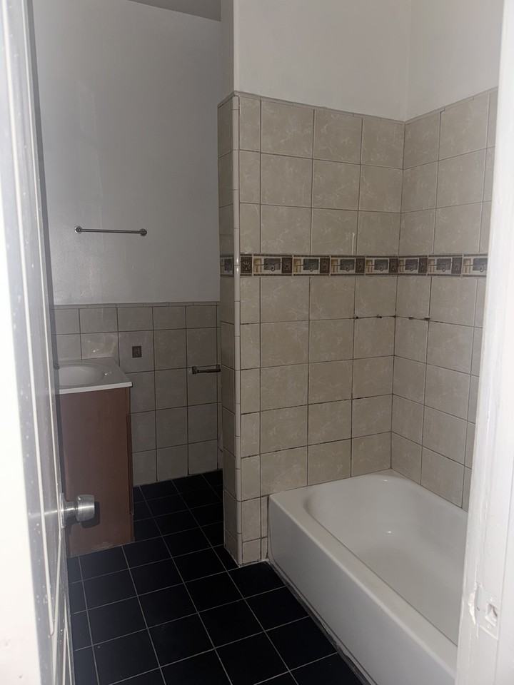 14725 1/2 Polk St #NA - Photo 7 of 14