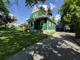 featured image of 1122 E 6th St #NA