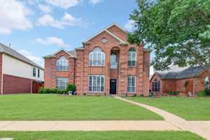 featured image of 10604 Ambergate Ln