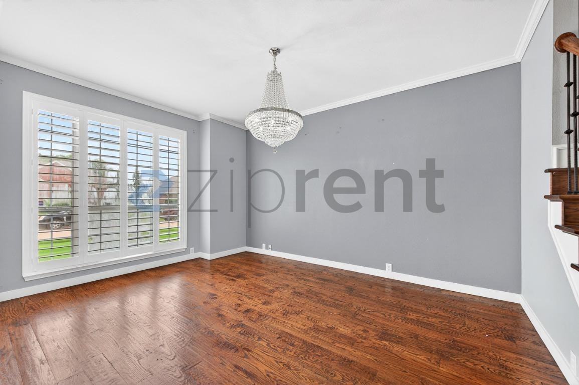 10604 Ambergate Ln - Photo 7 of 37