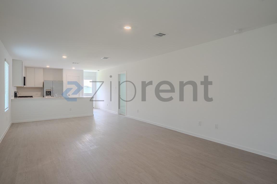 31416 Pratola Serra Cir - Photo 7 of 28