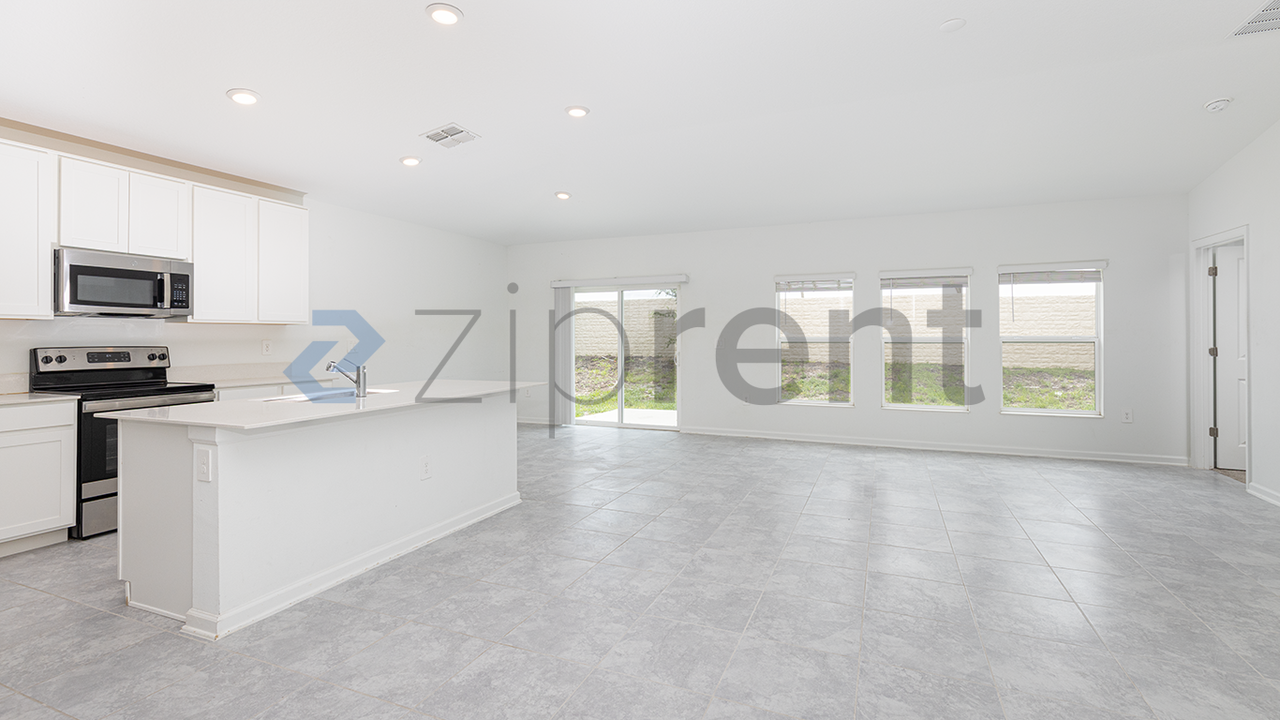 2043 Punch Bowl Ave - Photo 4 of 18