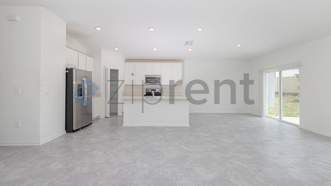 2043 Punch Bowl Ave - Photo 5 of 18