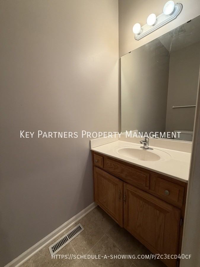 1004 Nw 113th St - Photo 7 of 22