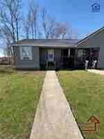 featured image of 106 Dogwood Pointe Dr #1