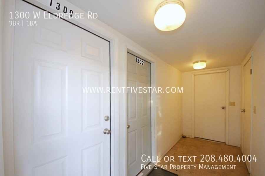 1300 W Eldredge Rd - Photo 2 of 13