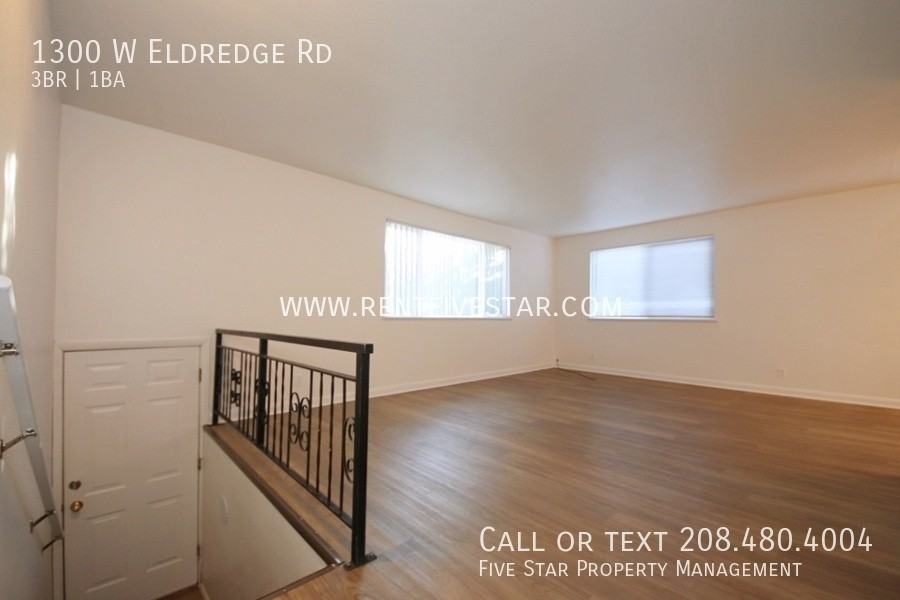 1300 W Eldredge Rd - Photo 3 of 13