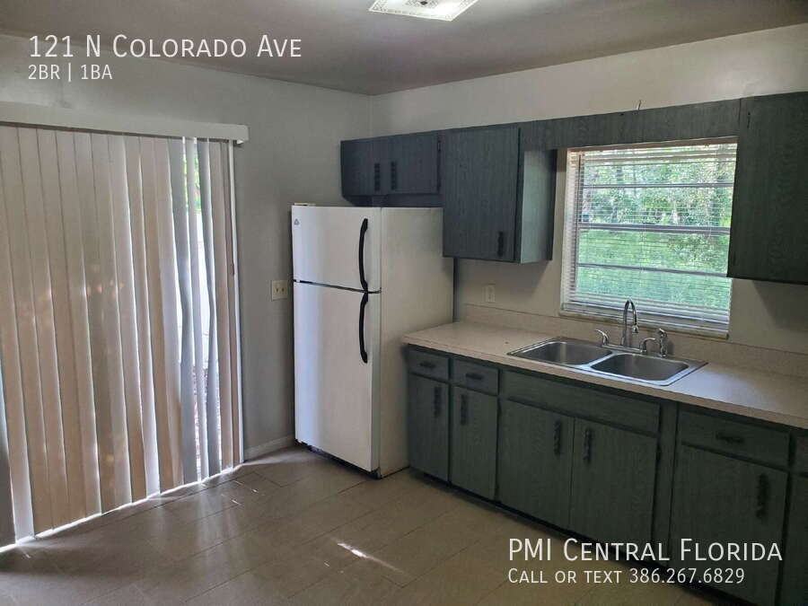 121 N Colorado Ave - Photo 7 of 15