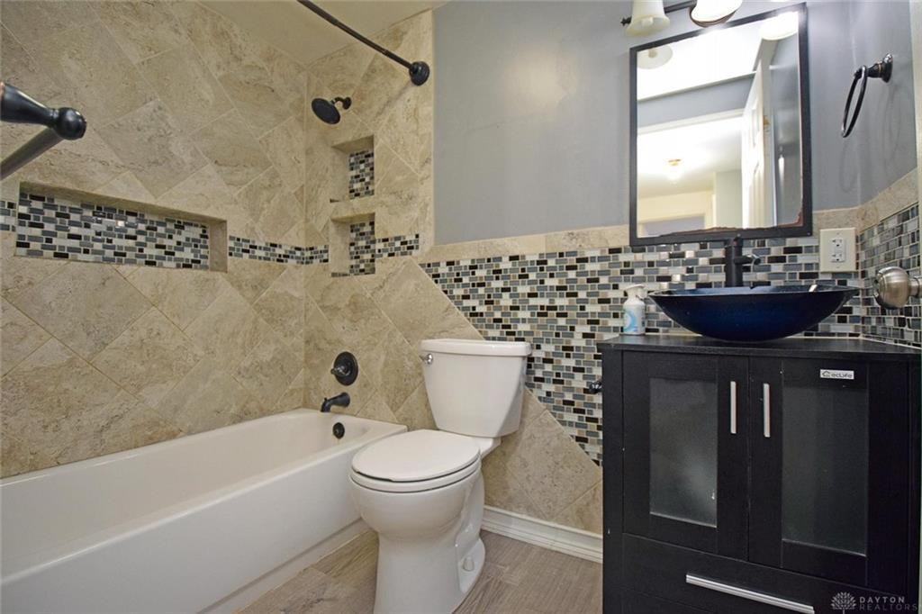 5359 Dunmore Dr #NA - Photo 7 of 14