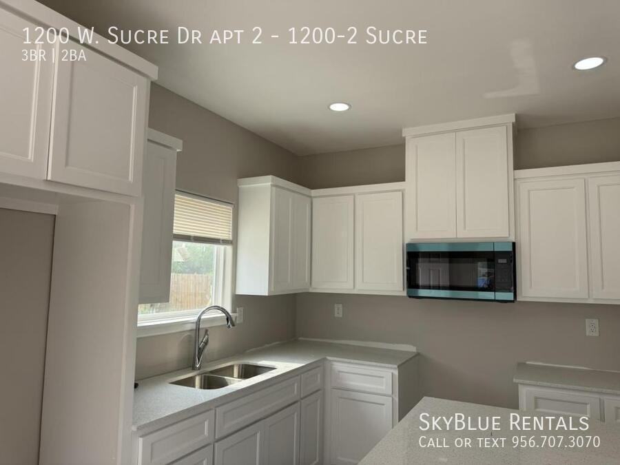 1200 W Sucre Dr Apt 2 - Photo 2 of 14