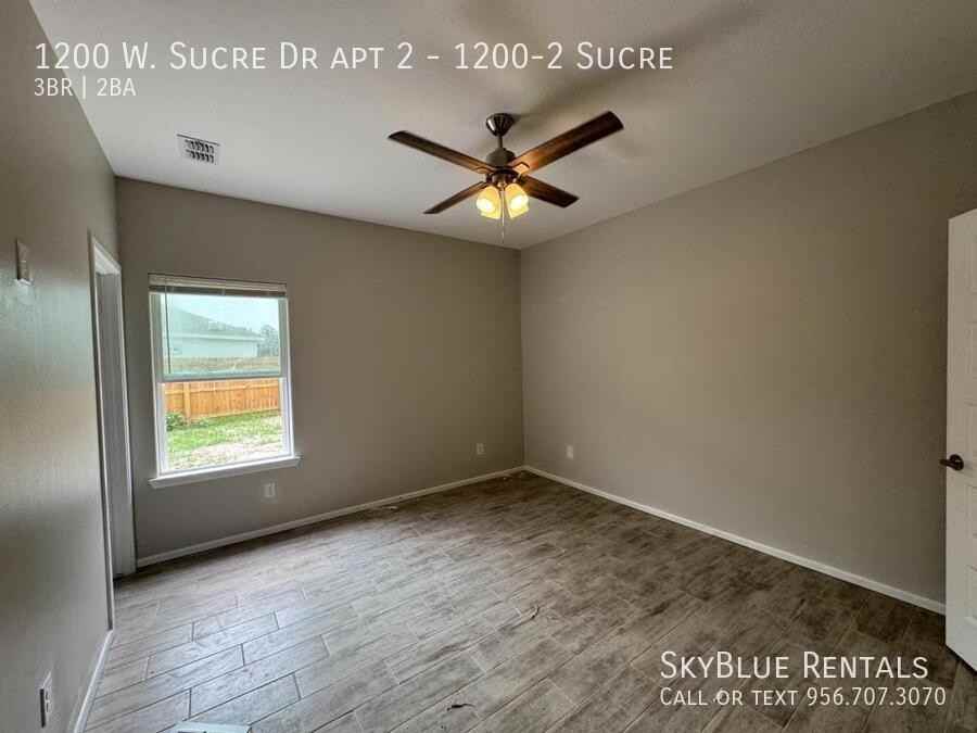 1200 W Sucre Dr Apt 2 - Photo 5 of 14