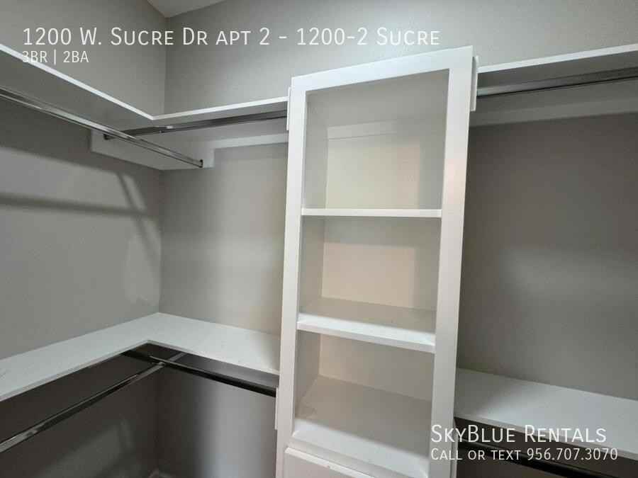 1200 W Sucre Dr Apt 2 - Photo 6 of 14